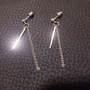 NWOT Silver Chain & Bar Earrings